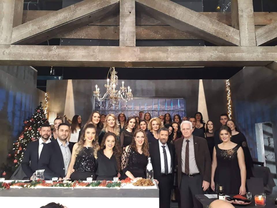 Ρεβεγιόν Χριστουγέννων με τον Ασκληπιό στην εκπομπή ''ΣΤΗΝ ...
