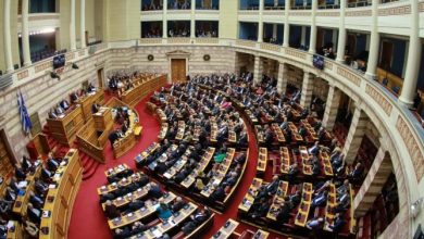 Photo of Βουλή: Υπερψηφίστηκε το νομοσχέδιο για τη διαδικασία άρσης του απορρήτου επικοινωνιών