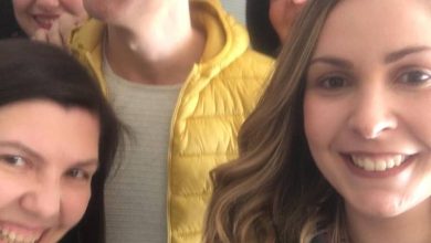 Photo of Οι τρικαλινές »Ρουβίτσες» σε selfie με τον Σάκη Ρουβά στην ΤΥΡΑΣ!