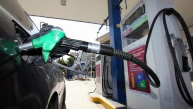 Photo of Η μεγάλη ζήτηση καυσίμων λόγω Πάσχα κρατάει ψηλά τις τιμές – Πάνω από τα 2 ευρώ η βενζίνη σε 21 περιοχές