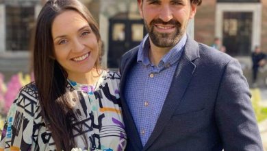 Photo of Ανοιξιάτικος γάμος στο Μουσείο Τσιτσάνη για την Ευαγγελία Μπαμπούρη και τον Kωνσταντίνο Κωστακόπουλο!