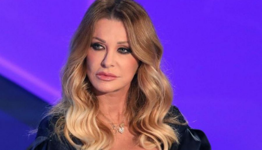 «Βασικό ένστικτο» ζωντανά στην ιταλική τηλεόραση από την ...