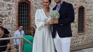Photo of Ο καλοκαιρινός γάμος του Αχιλλέα Παπαβασιλείου και της Ματούλας Νταούλα