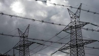 Photo of Καλαμπάκα: Βραδυνή… άνοδος της θερμοκρασίας, αέρας και σκόνη στην πόλη-Πτώσεις δένδρων και διακοπές ηλεκτροδότησης