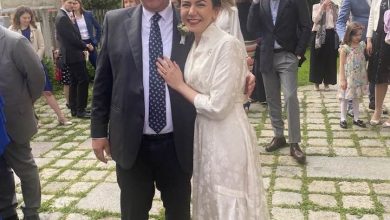 Photo of Γάμος αλά Ελληνικά στην Αυστρία λίγες ώρες πριν ανοίξουν οι κάλπες