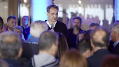 Photo of Οι Βιομήχανοι… στα κάγκελα