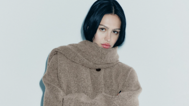 Photo of Ένα παλτό από τα Zara έχει γίνει viral και είναι η ιδανική επιλογή για να υιοθετήσετε κι εσείς την τάση των scarf coats.