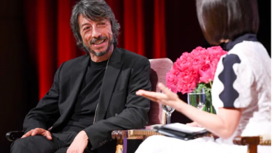 Photo of Ο Pier Paolo Piccioli μάς καλωσορίζει στον πολύχρωμο κόσμο του, όπου βασιλεύει η αισθητική, μέσα από τη νέα couture συλλογή για τον οίκο Valentino