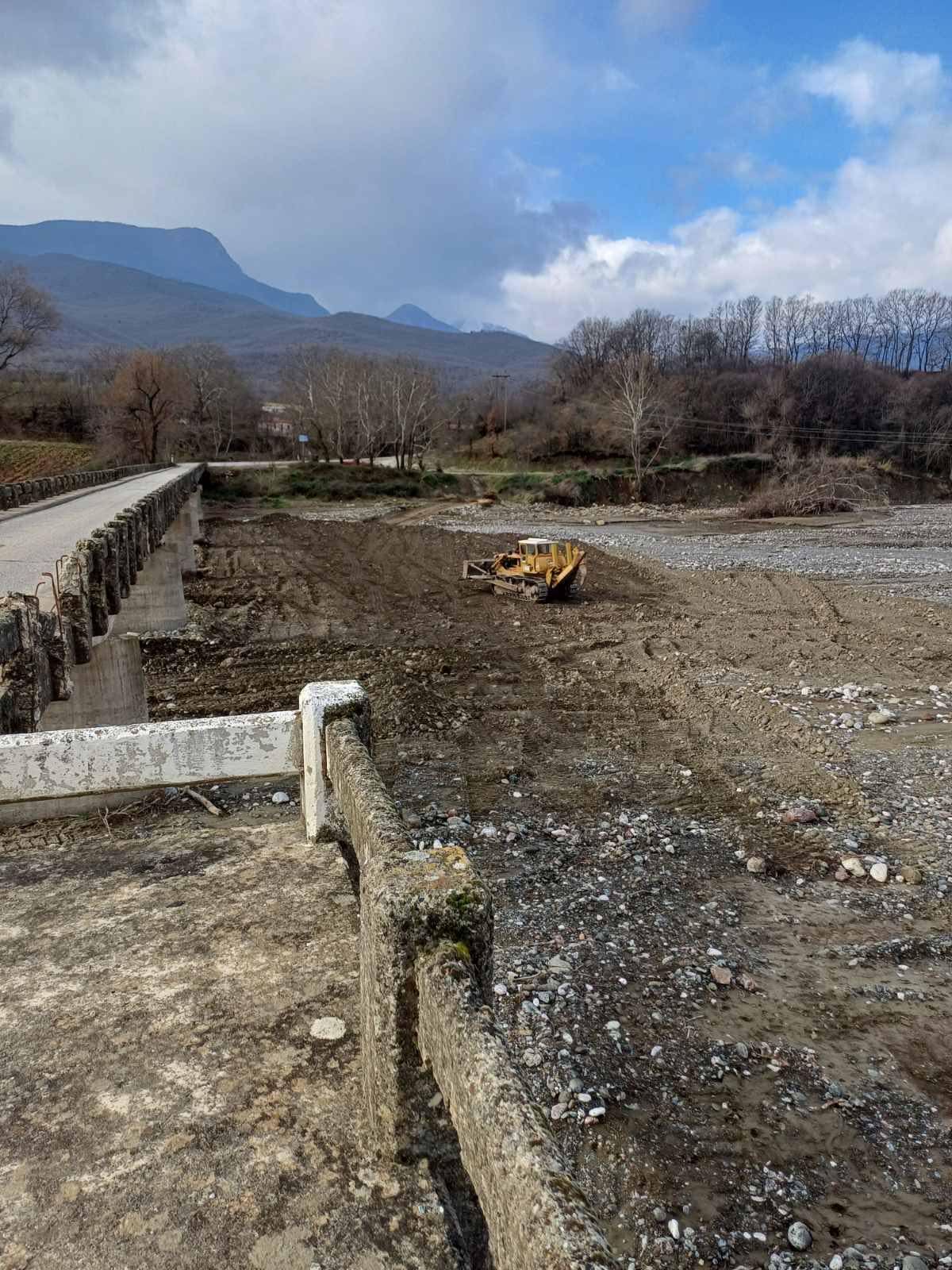 Παρεμβάσεις προστασίας της γέφυρας Παραλαγής - trikalaidees.gr | Τρίκαλα ΙΔΕΕΣ