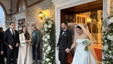Photo of Απόστολος Κακκές και Κατερίνα Γκέρτσου. Ένας υπέροχος γάμος στην Μητρόπολη Τρικάλων!