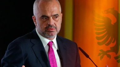 Photo of Ράμα: «Οι Έλληνες νομίζουν ότι είναι κληρονόμοι του Πλάτωνα και του Αριστοτέλη, αλλά δεν είναι»