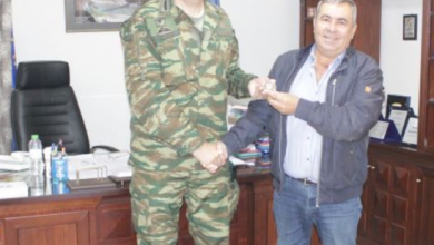 Photo of Ο νέος Διοικητής της ΣΜΥ Ταξίαρχος Γ. Παπαγεωργίου συναντήθηκε με τον Δήμαρχο Πύλης Κ. Μαράβα