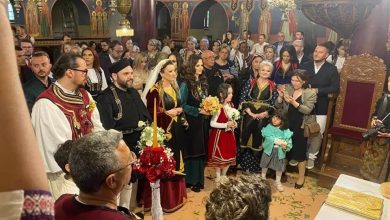 Photo of Μέτσοβο: Σε “Χολιγουντιανό” γάμο Βλάχων από την Κωνστάντζα ο Σωτήρης Μπλέτσας