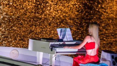 Photo of Συναυλία βγαλμένη από παραμύθι με την Έλενα Ξυδιά πάνω σε λίμνη (photo-video)