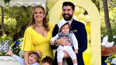 Photo of Η Κλέλια Πανταζή και ο Λευτέρης Τσάκαλος βάπτισαν τον γιο τους!