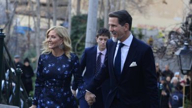 Photo of Τι φόρεσαν οι λαμπεροί καλεσμένοι στο γάμο της χρονιάς!