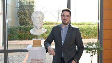 Photo of Μεγάλη διάκριση για τον φυσικοθεραπευτή Μάνο Σακκά