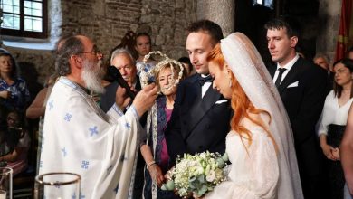 Photo of Ένας λαμπερός γάμος στην Πύλη για τη Χρυσηίδα Παπαδοπούλου και τον Θανάση Αναγνώστου