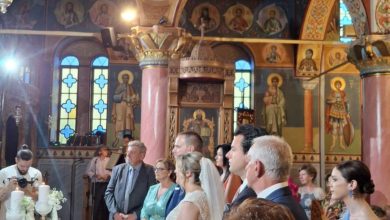 Photo of Ο καλοκαιρινός γάμος του Νίκου Σαργιώτη και της Μαρίας Γιουβρή