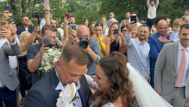 Photo of Γάμος στα ορεινά Γρεβενά για τον Λαρισαίο δημοσιογράφο Δημήτρη Πετρωτό