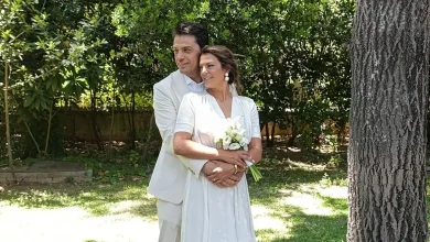 Photo of Η δημοσιογράφος Χριστίνα Βραχάλη παντρεύτηκε με τον σύντροφό της, Γκράχαμ Γουντ