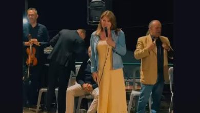 Photo of Στα ορεινά με… καλοκαιρινή διάθεση η Κατερίνα Παπακώστα