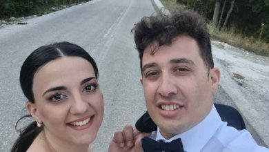 Photo of Αριστοτέλης Ζήσης & Στέλλα Καρατζούνη : Ο ρομαντικός νεανικός γάμος που ξεχώρισε!