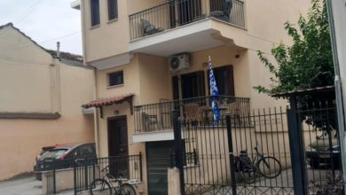 Photo of Η γαλανόλευκη σημαία στα μπαλκόνια μας!
