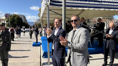 Photo of Παρόντες με ουσία και αξιοπρέπεια στην παρέλαση δύο δημοτικοί σύμβουλοι των Τρικάλων