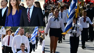 Photo of Στιγμιότυπα από την μαθητική παρέλαση στο Σύνταγμα