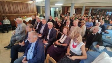 Photo of “Το Δικό μου Χθες”: Ο Τάσος Μπασαράς συγκίνησε στην παρουσίαση του βιβλίου του – Παρόντες Σκρέκας, Κοντοτόλη και πλήθος προσωπικοτήτων