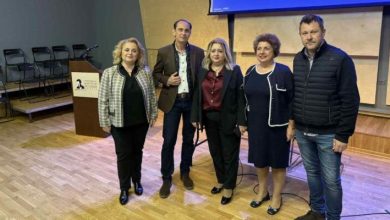 Photo of Επιστημονική ημερίδα του οδοντιατρικού συλλόγου Τρικάλων αφιερωμένη στην Λάκη Αρβανίτη