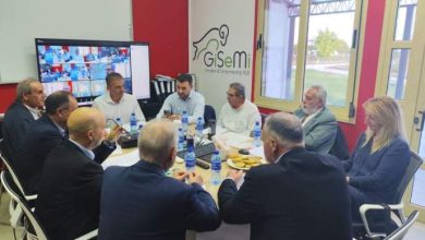 Photo of Οκτώ άνδρες και μια μοναδική γυναίκα που κλέβει την παράσταση στο νέο ΔΣ του ΦοΔΣΑ Θεσσαλίας