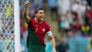 Photo of Ο Κριστιάνο Ρονάλντο έγινε επίσημα ο πρώτος δισεκατομμυριούχος στο ποδόσφαιρο