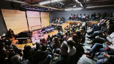 Photo of Κατάμεστο το Μουσείο Τσιτσάνη στην παρουσίαση της ποιητικής βιογραφίας του Σωκράτη Μάλαμα