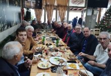 Photo of Ιστορική συνάντηση βετεράνων ποδοσφαιριστών ΑΟ ΤΡΙΚΑΛΑ στην ταβέρνα «Παλιό Μεράκι»