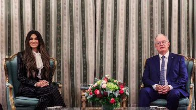 Photo of Τα παραλειπόμενα της συνάντησης Τασούλα – Γκιλφόιλ