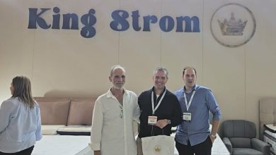 Photo of Επίσκεψη του προέδρου του Επιμελητηρίου Τρικάλων στο περίπτερο King Strom – King Furniture