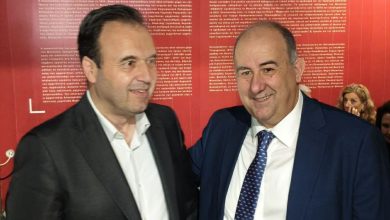 Photo of Παρουσιάστηκε στο Βόλο η μονογραφία «Εισαγωγή στην Ψηφιακή Λαογραφία» – Παρών ο Υπουργός Δημήτρης Παπαστεργίου