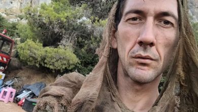 Photo of Ο Καλαμπακιώτης που “ταξιδεύει” στο Hollywood: Ο Ζήσης Παπαϊωάννου στο πλευρό του Nicolas Cage!