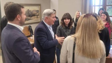 Photo of Στο Δημαρχείο του Δήμου Μετεώρων ο Ευρωβουλευτής Νίκος Φαραντούρης