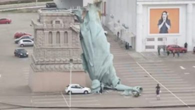Photo of Επεσε το άγαλμα της Ελευθερίας στη Βραζιλία