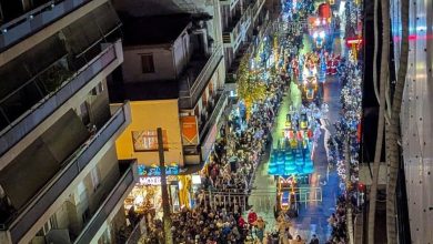 Photo of Σήμερα η Χριστουγεννιάτικη Παρέλαση στη Λάρισα με παρουσιαστή τον Γρηγόρη Αρναούτογλου