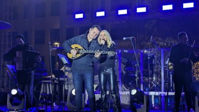 Photo of Δ.Λαρισαίων: Φαντασμαγορική τελετή για το άναμμα του χριστουγεννιάτικου δέντρου – Πυροτεχνήματα, χρώματα και μουσική έκλεψαν τις καρδιές του κόσμου