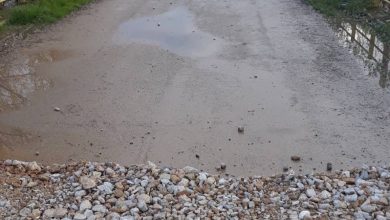 Photo of Στα Μεγάλα Καλύβια… βγήκαν πάλι στην επιφάνεια — η γέφυρα της Γέφυρα Μαγουλίτσας φαίνεται ξανά