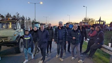 Photo of Με τους αγρότες στον κόμβο Νίκαιας ο Δήμαρχος Λαρισαίων