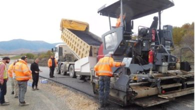 Photo of Πλαστικοί… δρόμοι ελπίδας: Η περιοχή μας στο επίκεντρο μιας λύσης που φαίνεται να «κολλάει