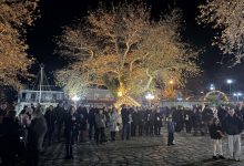 Photo of Γοργογύρι Τρικάλων: Με λάμψη και παιδικά χαμόγελα άναψε το Χριστουγεννιάτικο Δέντρο