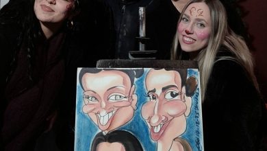 Photo of Αγκαλιά με τον Κούρσο: Η πιο ζεστή στάση στον Μύλο των Ξωτικών