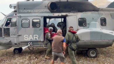 Photo of Τραγωδία στα Βαρδούσια: «Ορεινός όγκος με απότομα βράχια και χιόνι» – Σε εξέλιξη η ανάσυρση των ορειβατών από τα 2.000 μέτρα